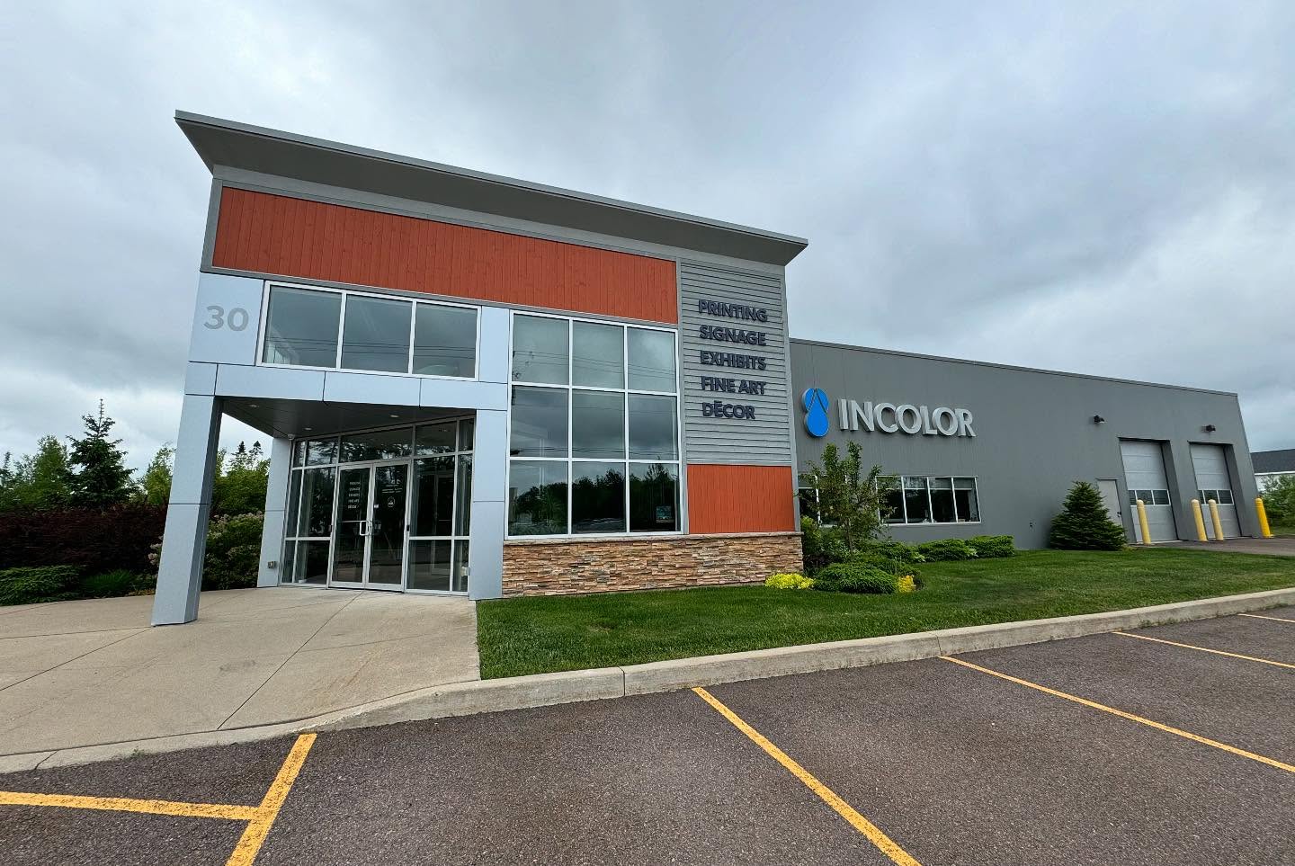 The People Behind the Print: Meet INCOLOR