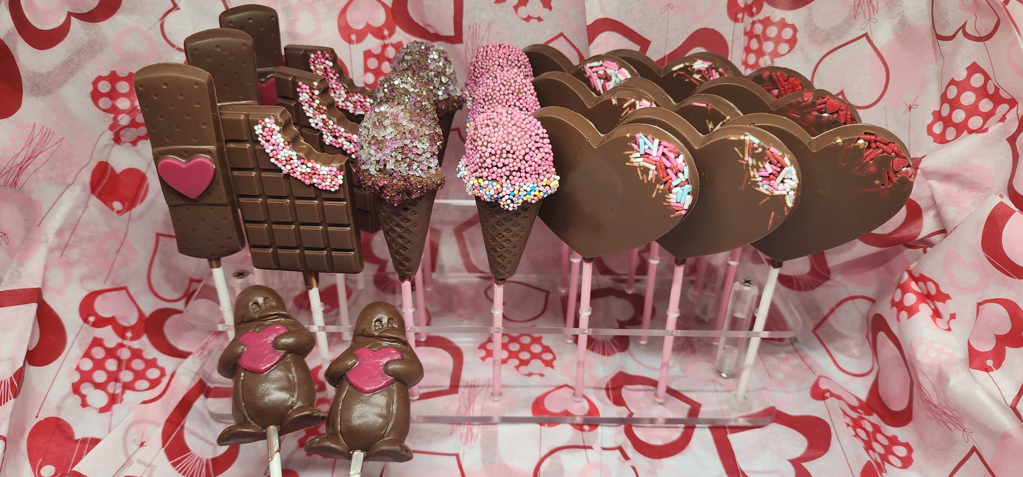 Where Love Meets Local: Sweet Finds That Will Make Their Heart Skip