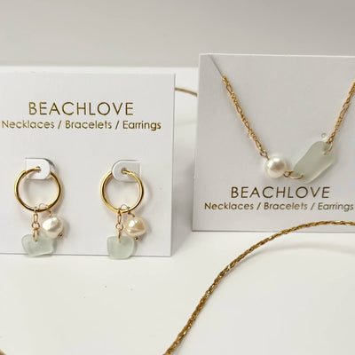 Bay Click Earrings & Matching Necklace